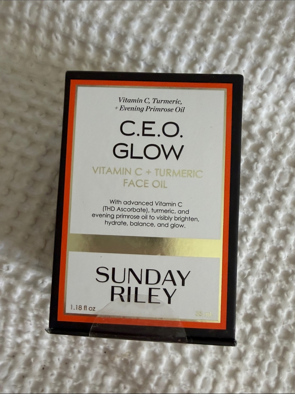 Sunday Riley C.E.O. Glow Vitamin C + Turmeric Face Oil – White & Gold Packaging